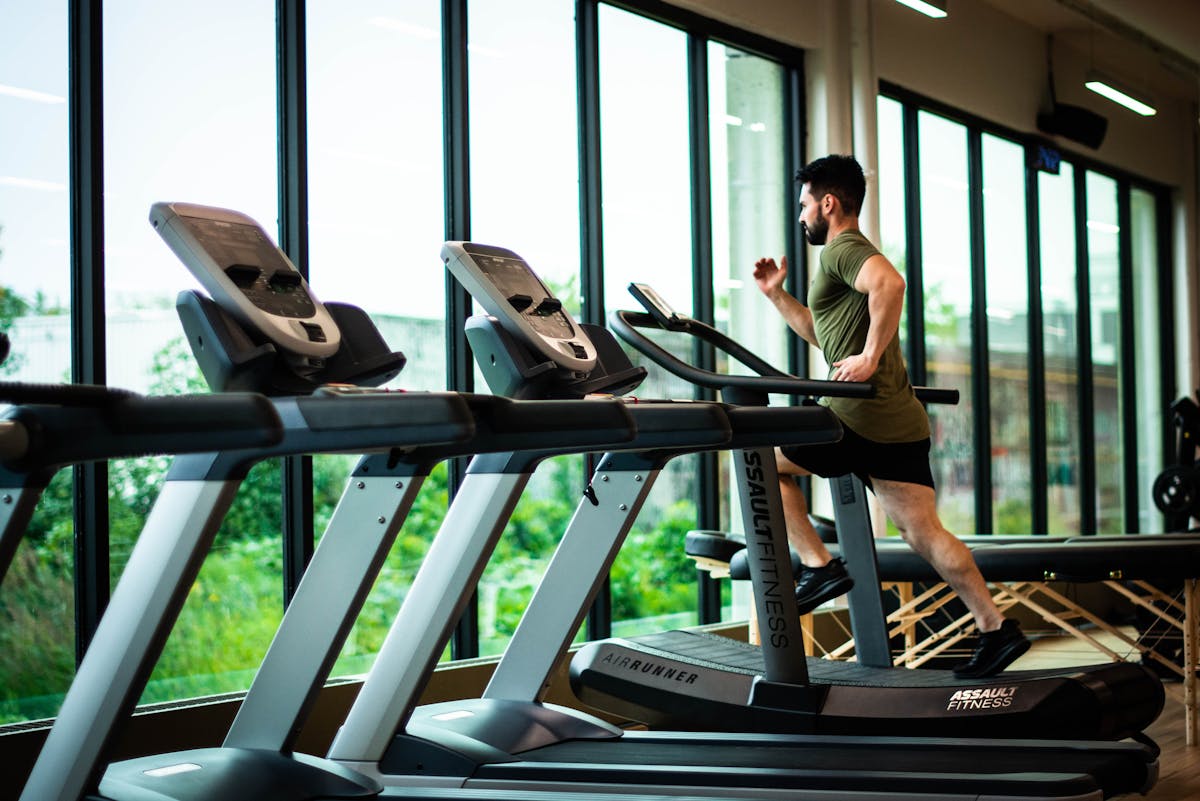 Fitnessstudio zieht weiter ab, obwohl gekündigt Diese rechtlichen Schritte helfen