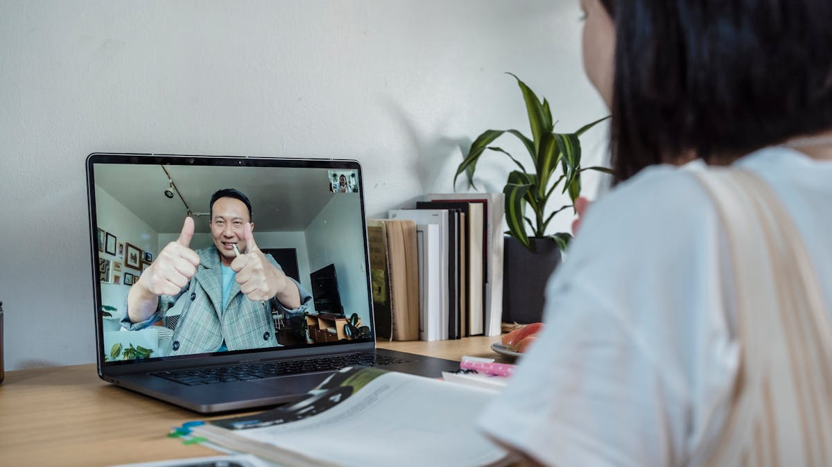 Webcam schaltet sich aus Diese Stromsparfunktion prüfen